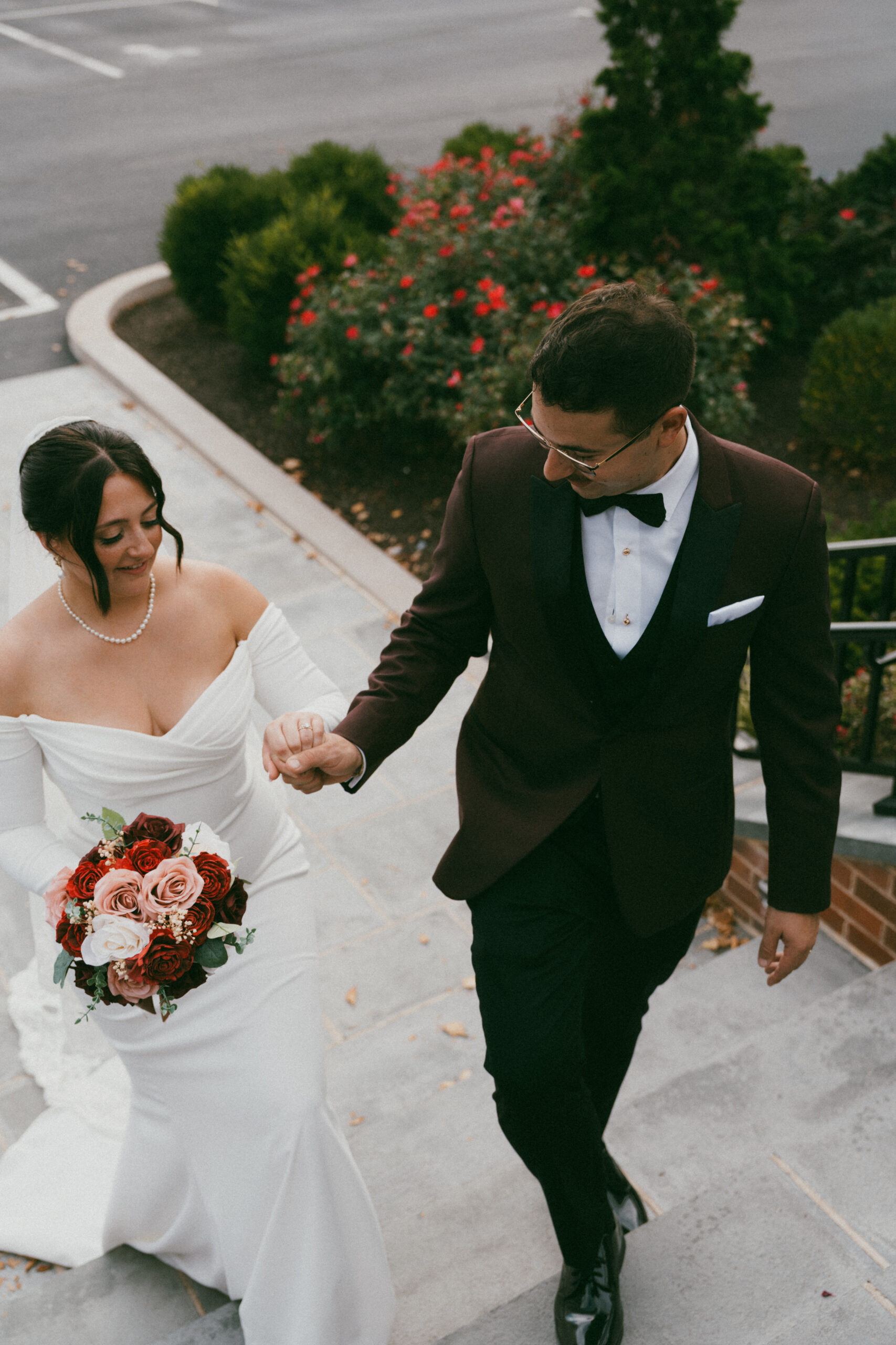 boutique hotel wedding in lewisburg pennsylvania